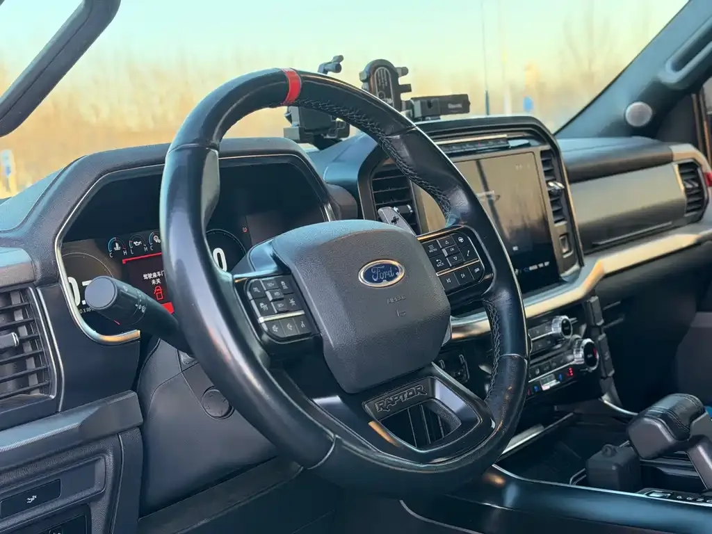 Ford F-150 Raptor — фото 4