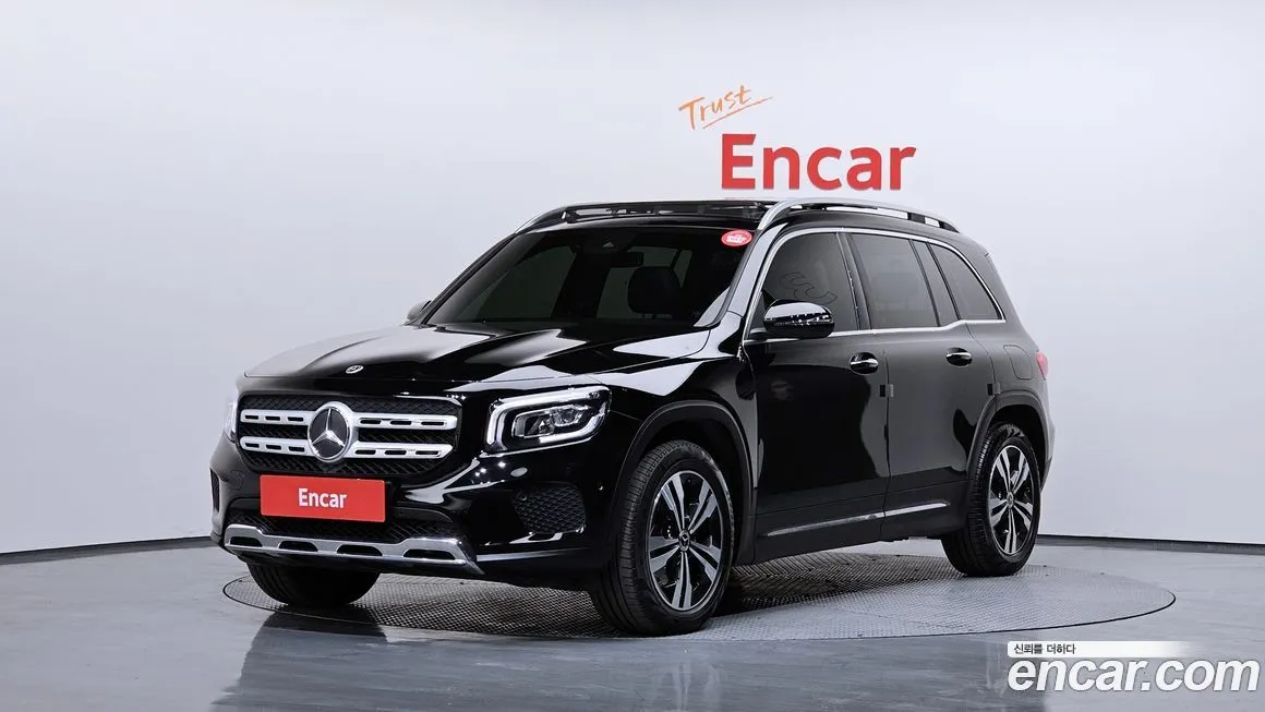 Mercedes-Benz GLB-Class — фото 1