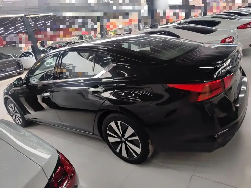 Nissan Teana — фото 7