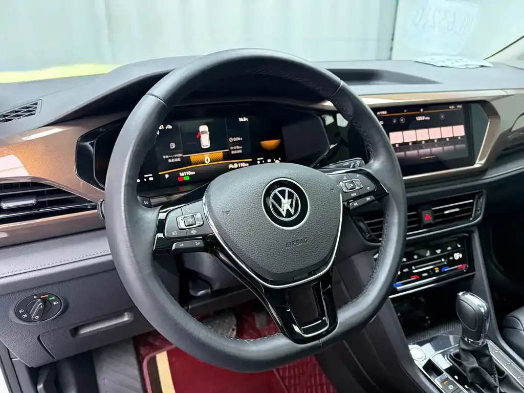 Volkswagen Tharu — фото 9