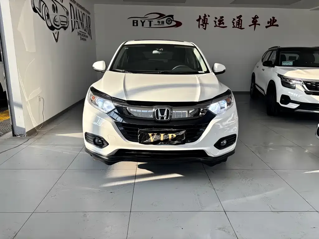 Honda Vezel — фото 1