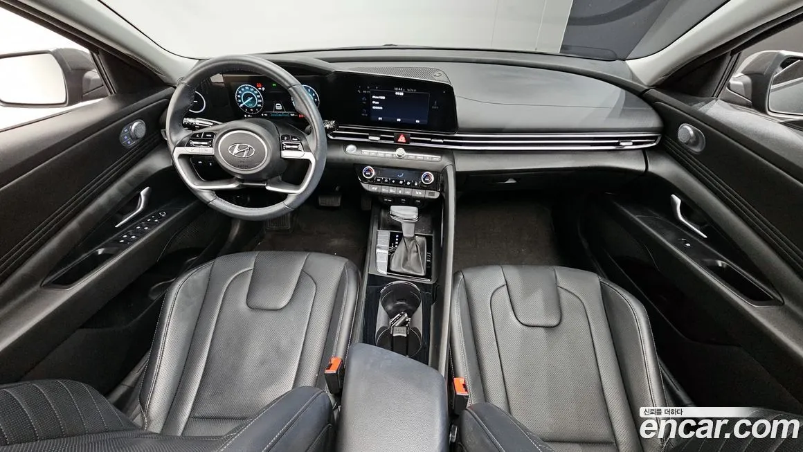 Hyundai AVANTE — фото 7