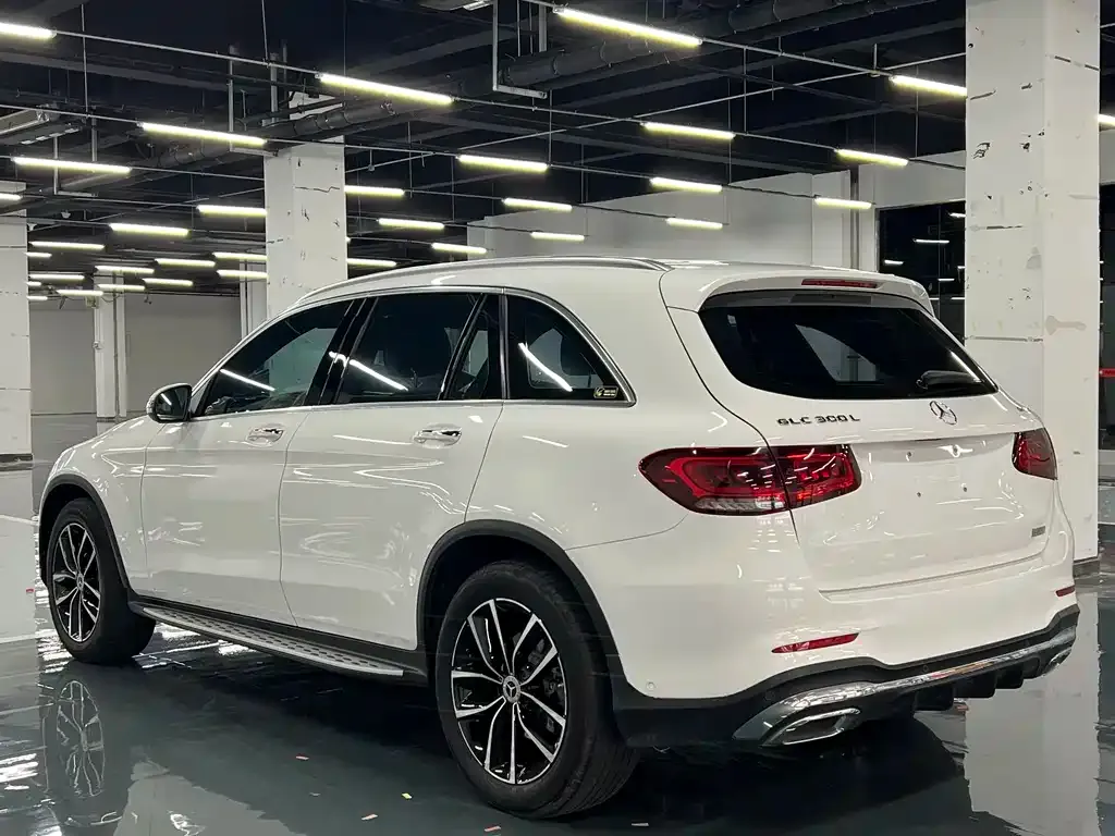 Mercedes-Benz GLC — фото 9