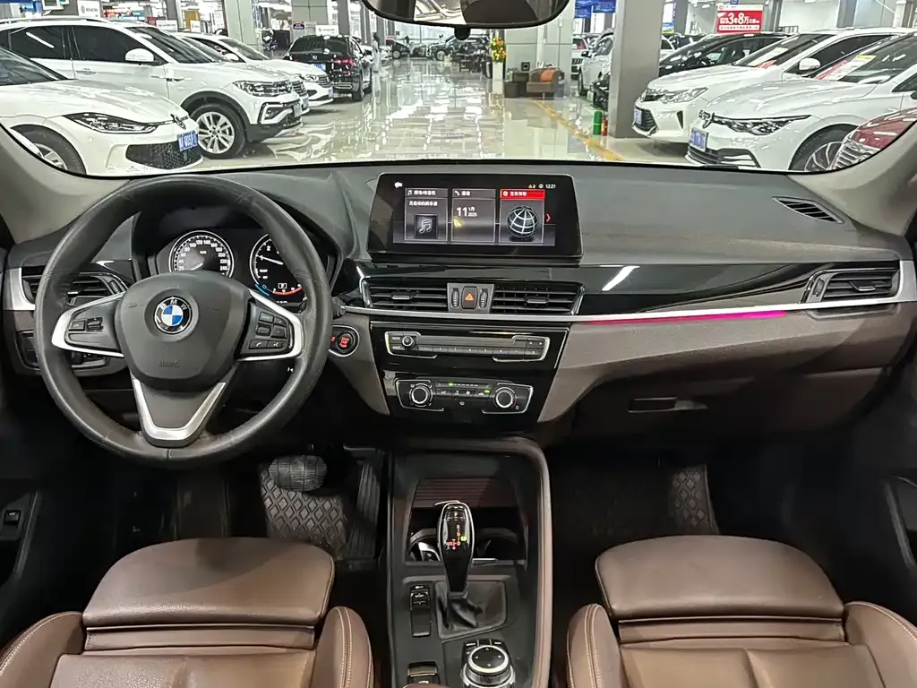 BMW X1 — фото 10