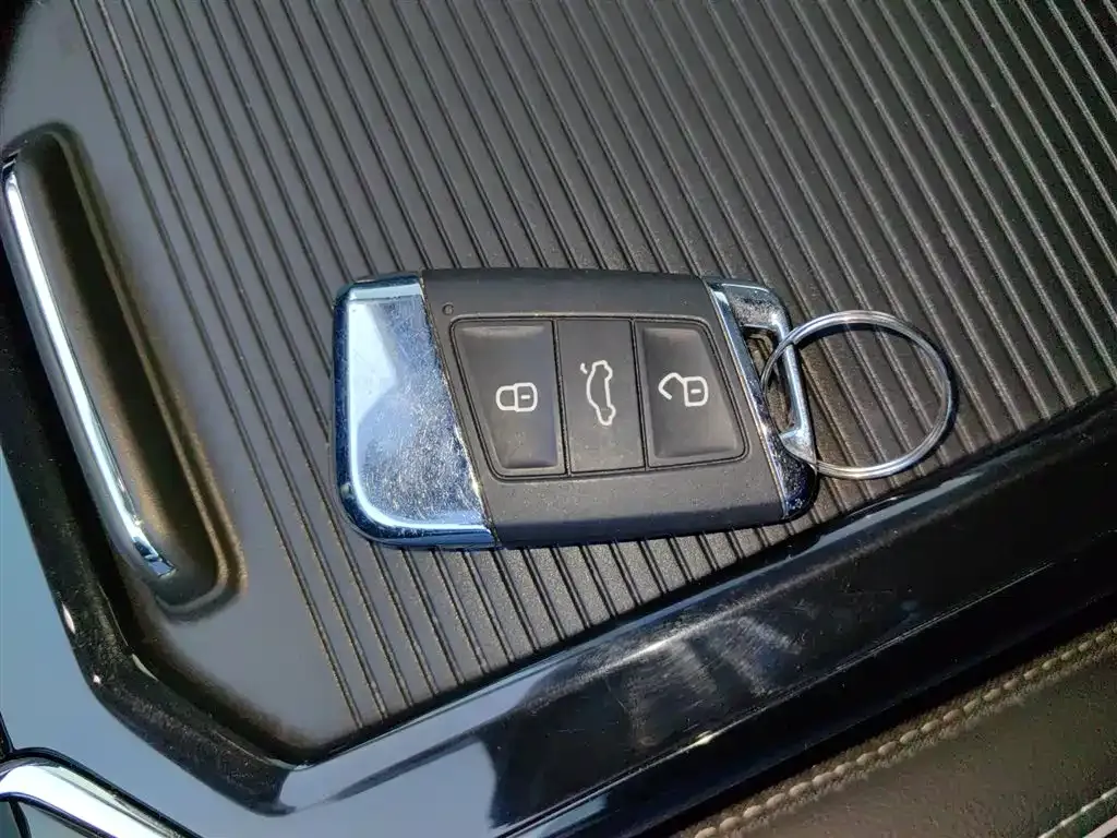 Volkswagen Passat — фото 5