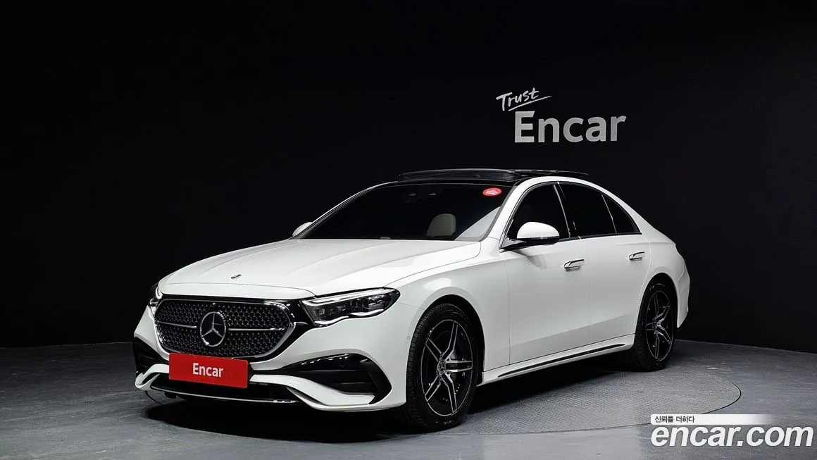 Mercedes-Benz E-Class — фото 1