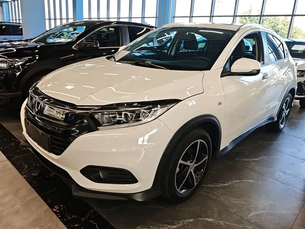 Honda Vezel — фото 1