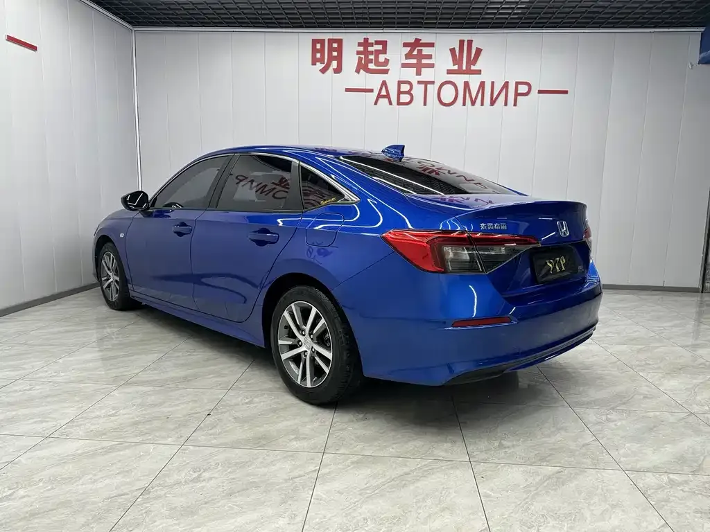 Honda Civic — фото 8