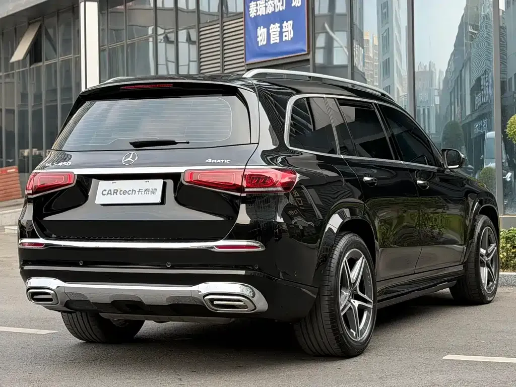 Mercedes-Benz GLS — фото 10
