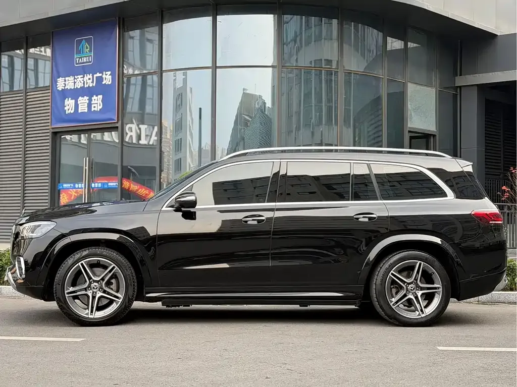 Mercedes-Benz GLS — фото 8