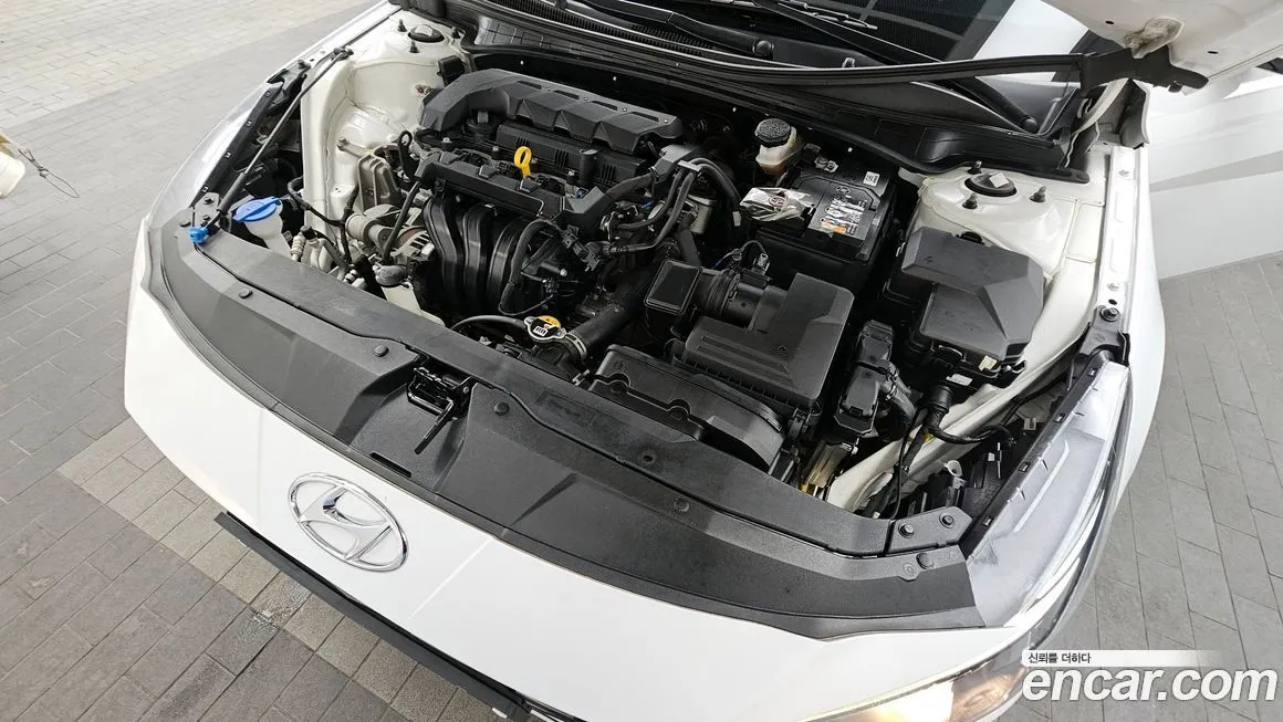 Hyundai AVANTE — фото 9
