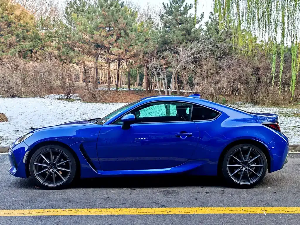 Subaru BRZ — фото 3