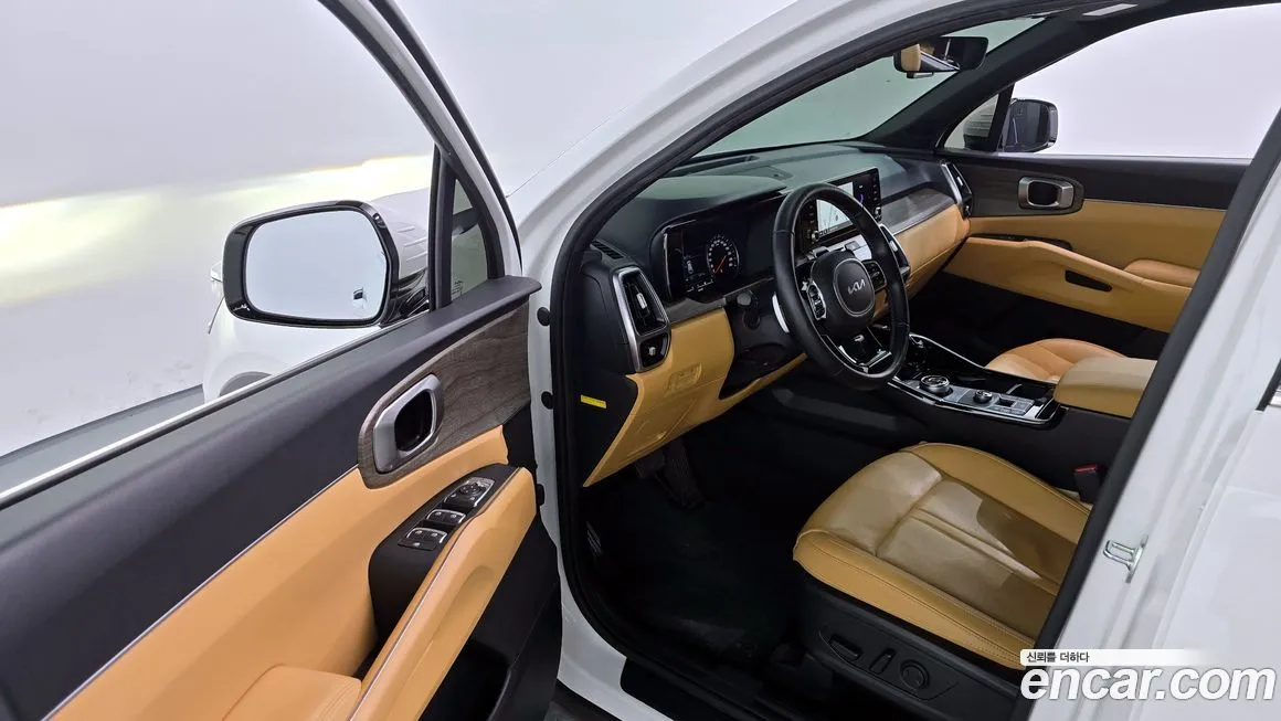 Kia Sorento — фото 10
