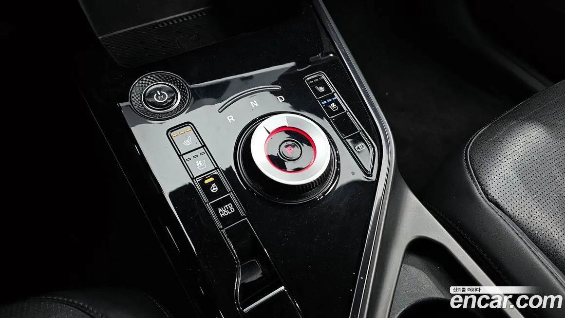 Kia Niro — фото 10