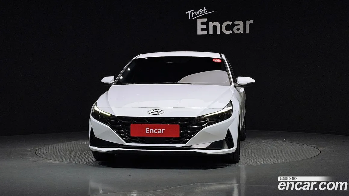 Hyundai AVANTE — фото 3