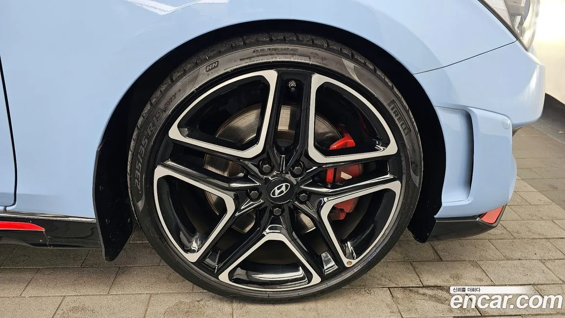 Hyundai Veloster — фото 7