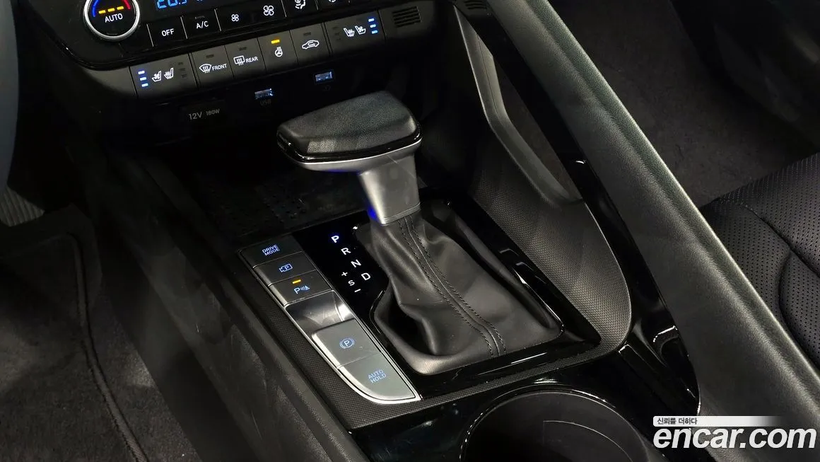 Hyundai AVANTE — фото 9