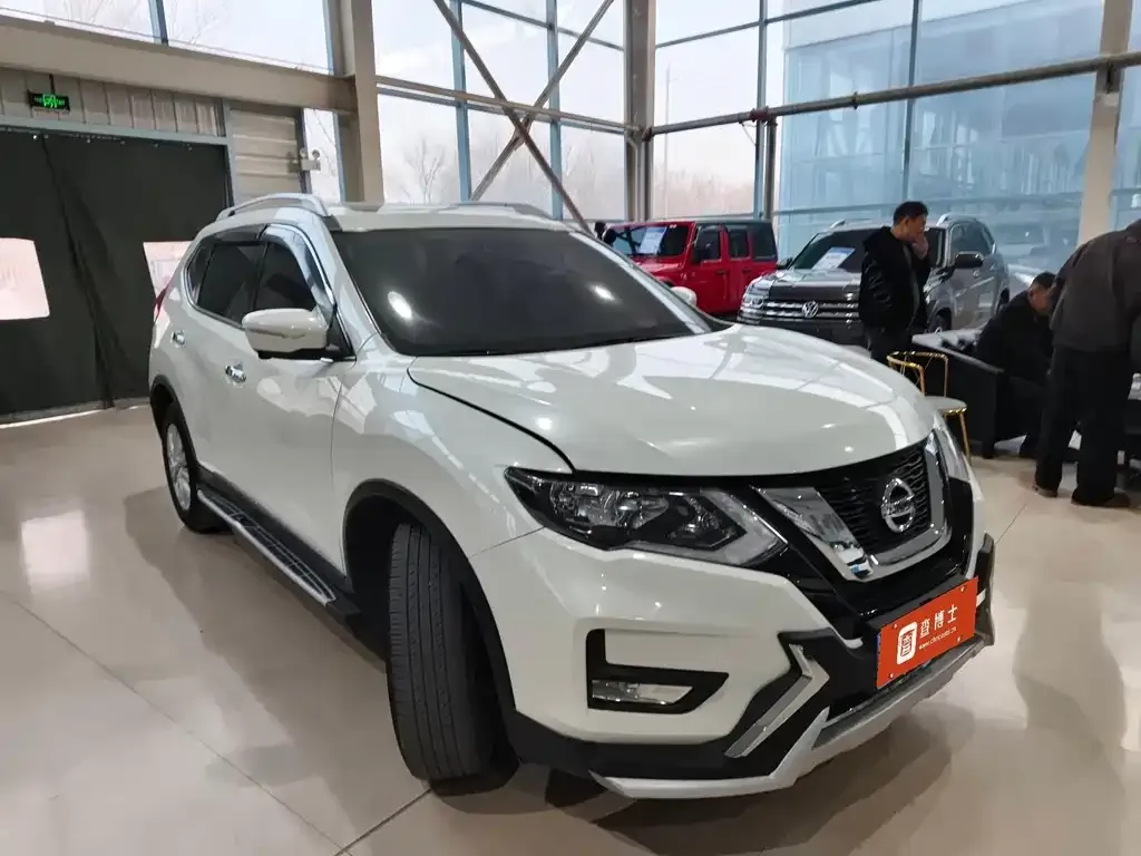 Nissan X-Trail — фото 2