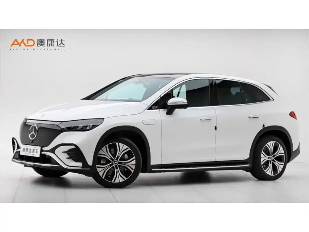 Mercedes-Benz EQE SUV — фото 1