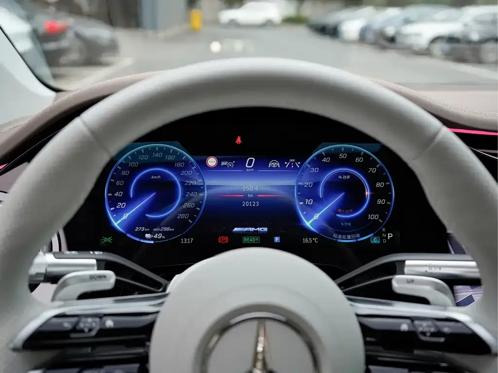 Mercedes-Benz EQS AMG — фото 4