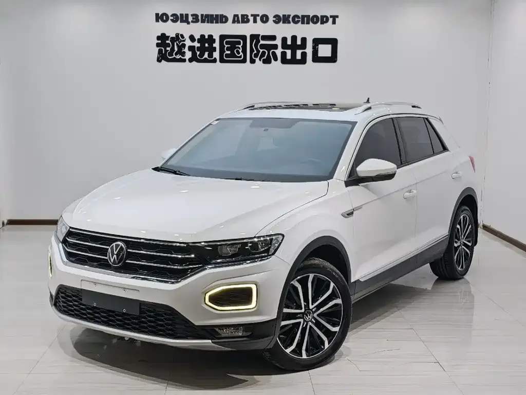 Volkswagen T-Roc — фото 1