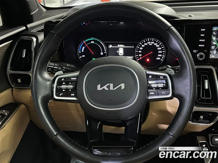 Kia Sorento — фото 4