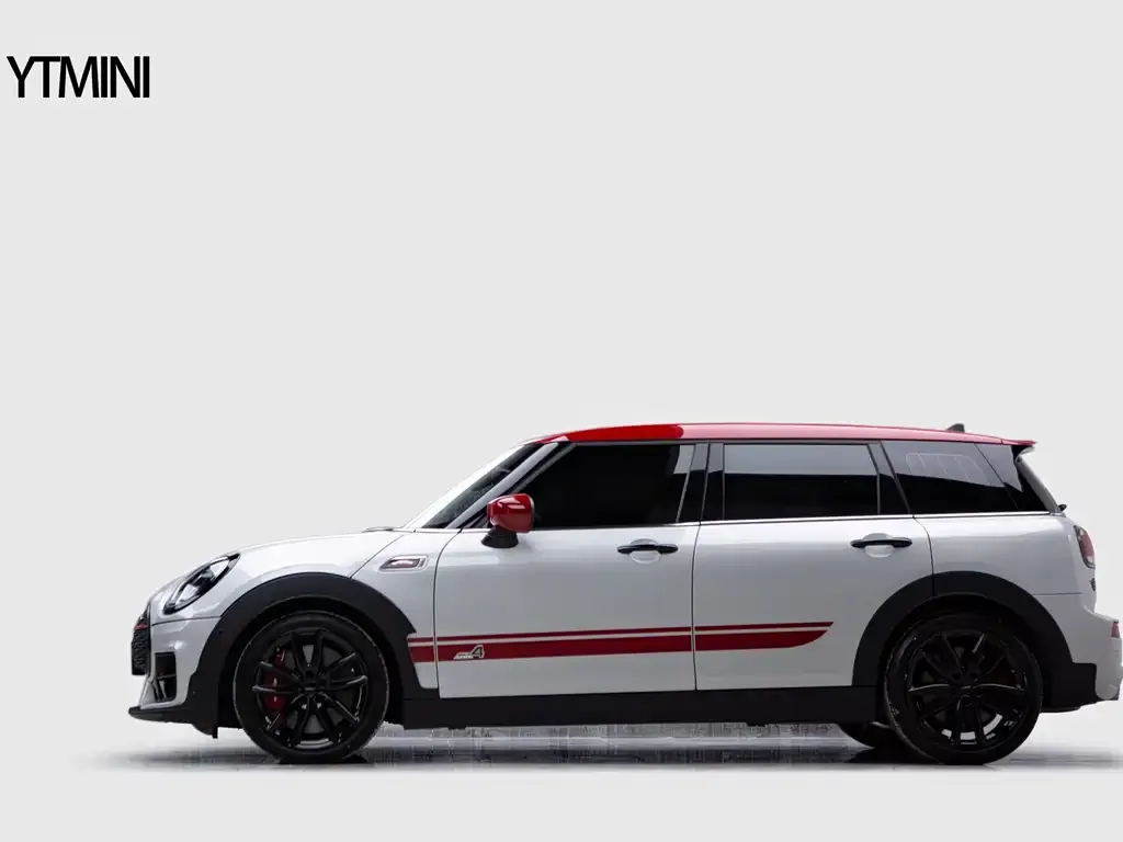 MINI Clubman JCW — фото 3