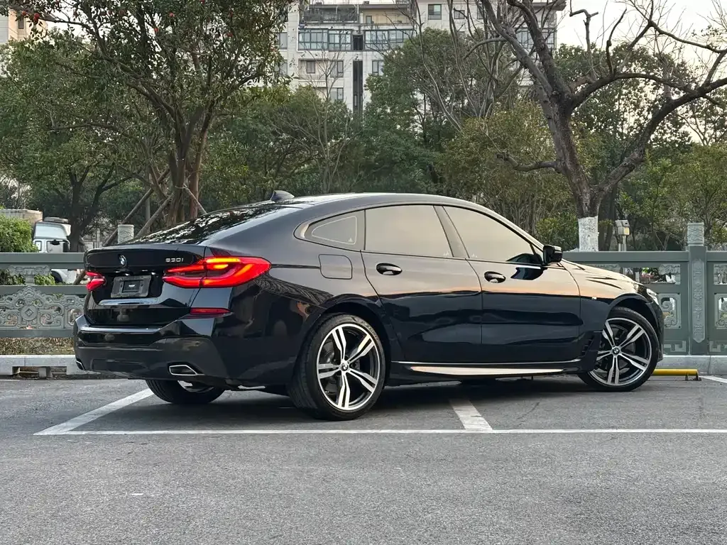 BMW 6 Series GT — фото 7