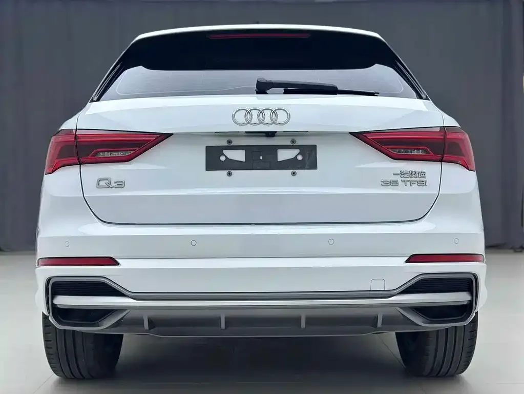 Audi Q3 — фото 3