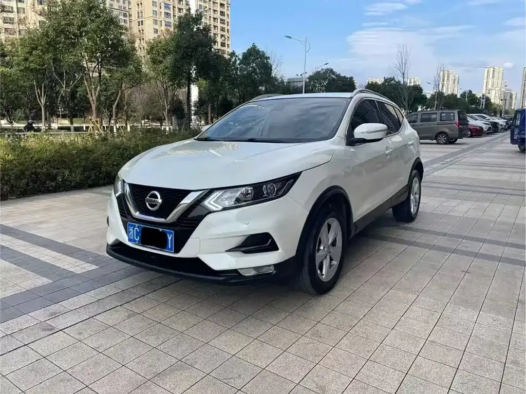 Nissan Qashqai — фото 6