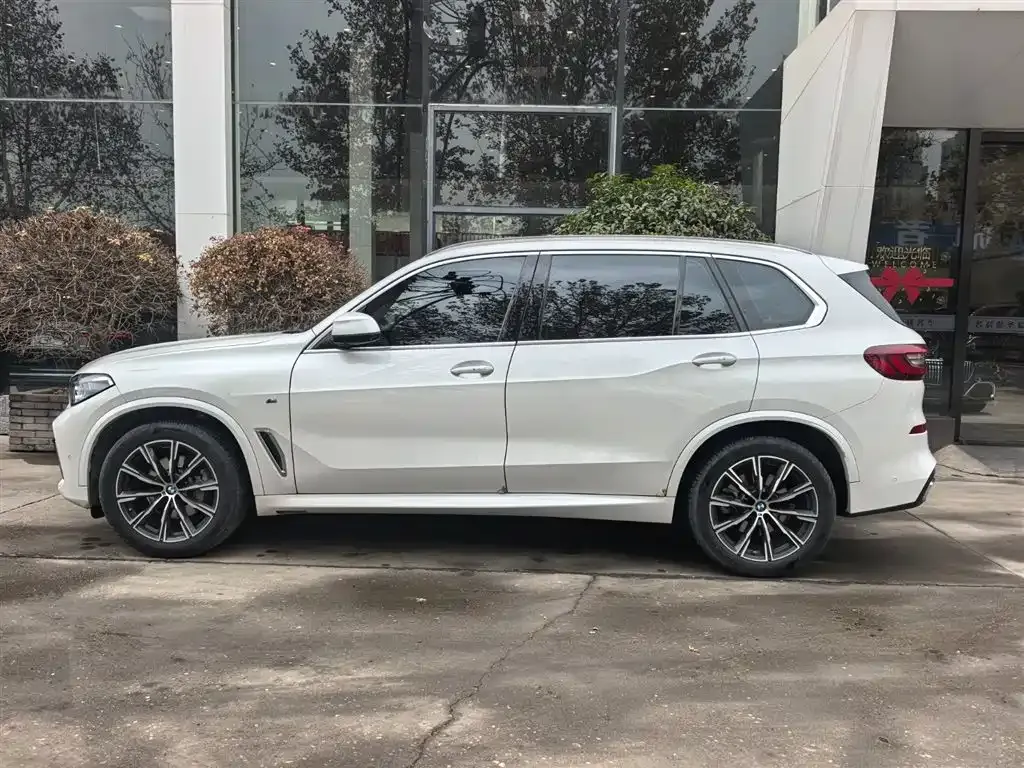 BMW X5 — фото 4