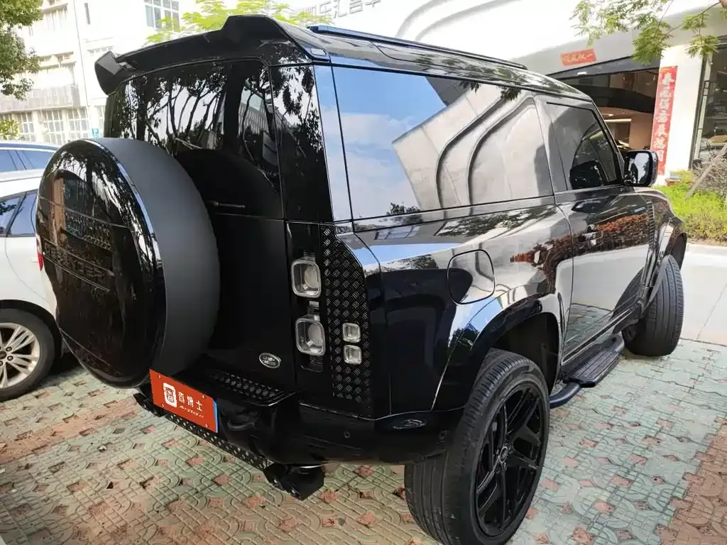 Land Rover Defender — фото 8