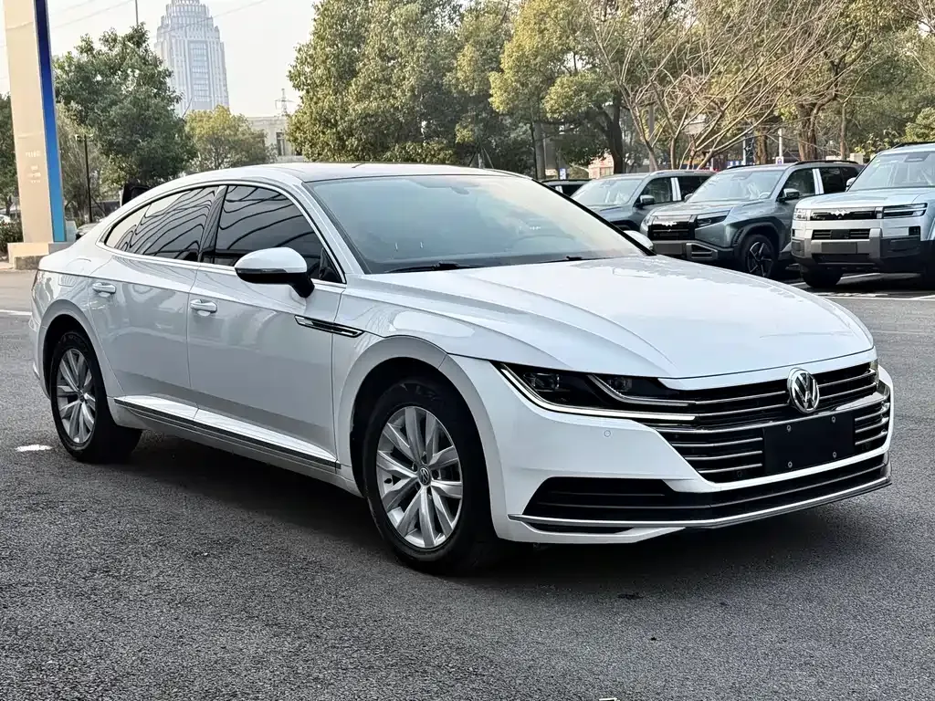 Volkswagen CC — фото 10