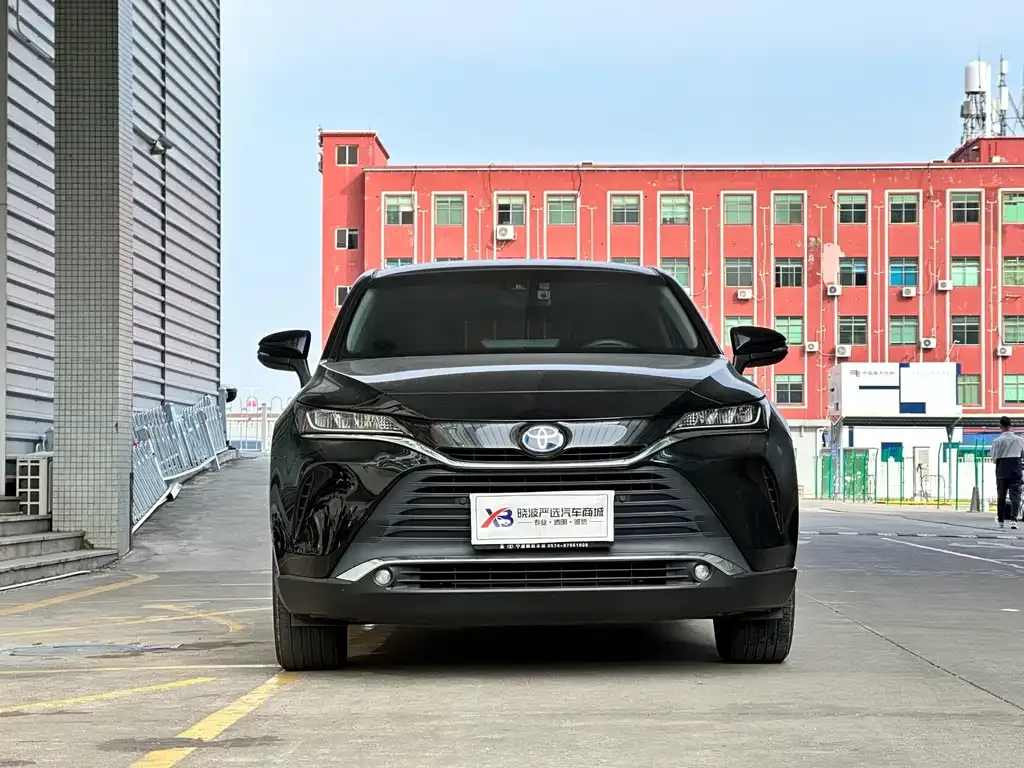 Toyota Harrier — фото 7