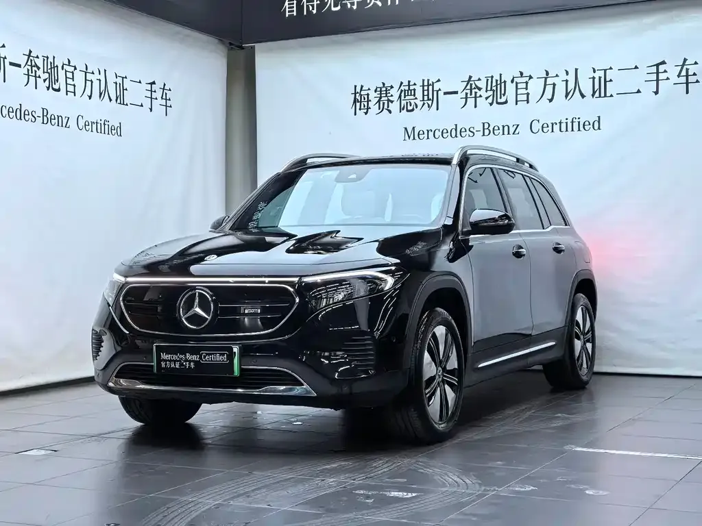 Mercedes-Benz EQB — фото 1