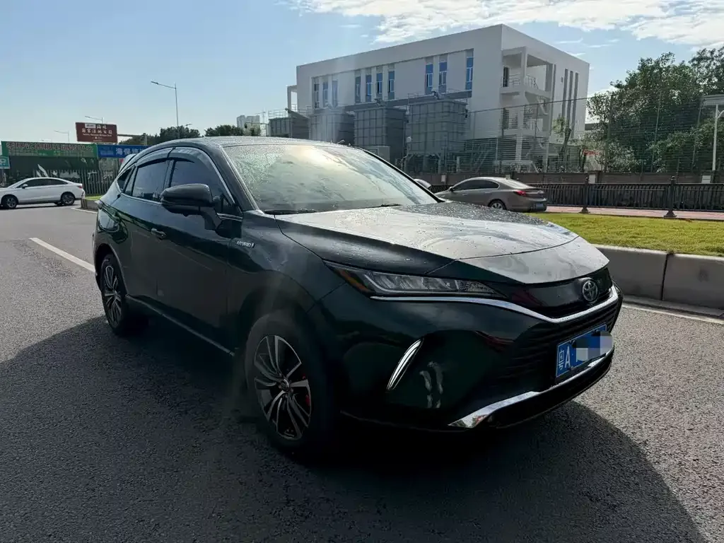 Toyota Harrier — фото 3