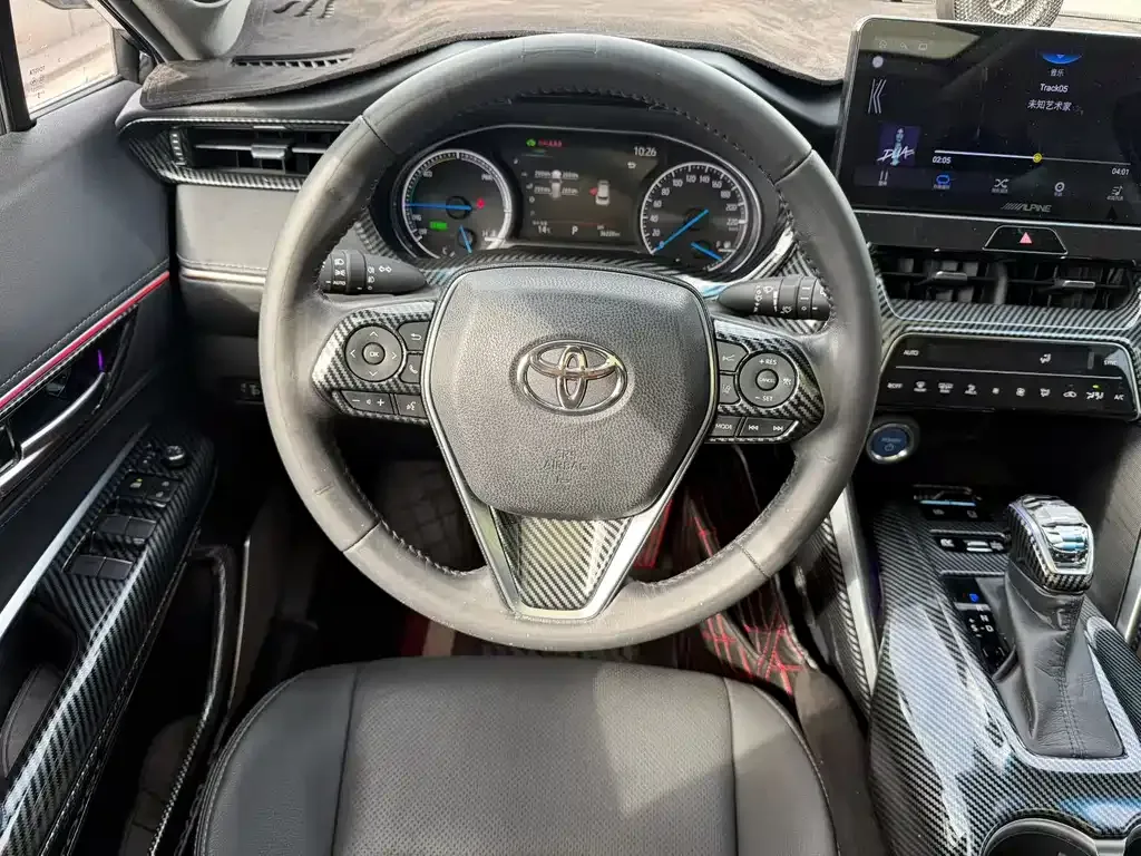 Toyota Harrier — фото 8
