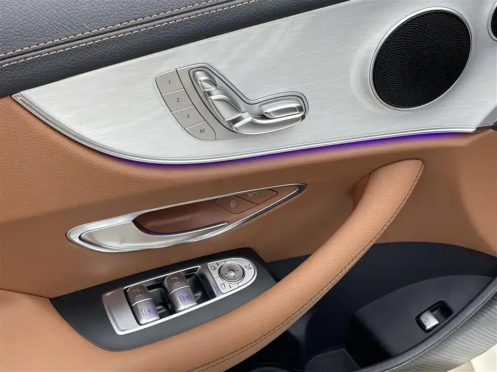 Mercedes-Benz E-Class (Import) — фото 6