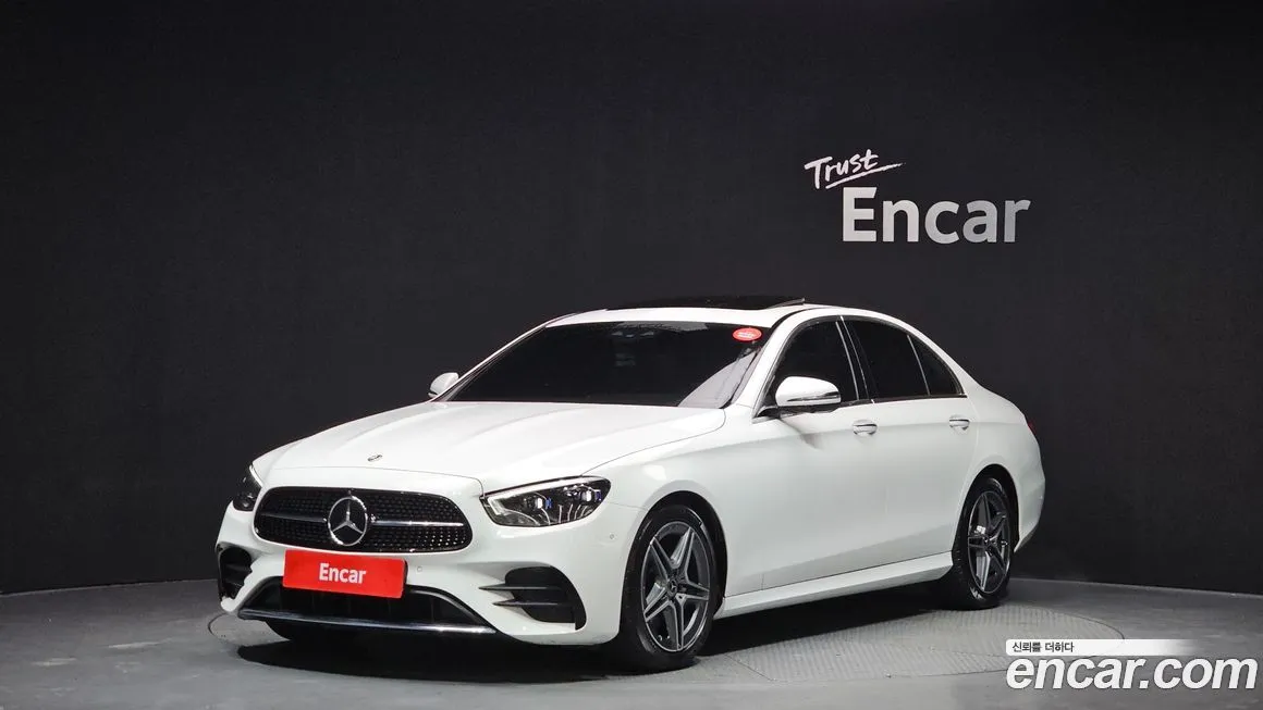 Mercedes-Benz E-Class — фото 1