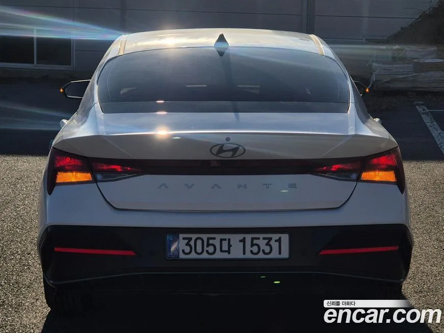 Hyundai AVANTE — фото 2