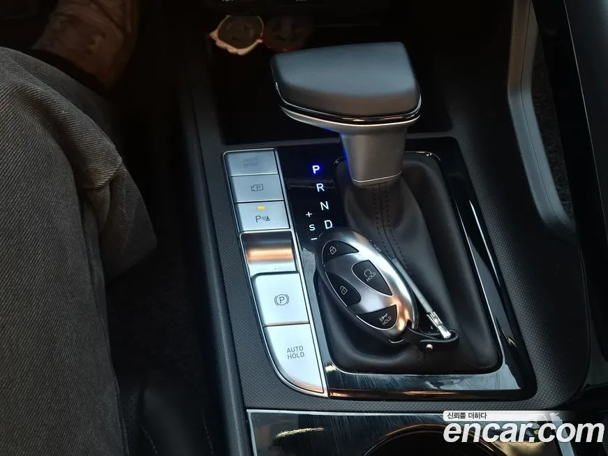 Hyundai AVANTE — фото 10