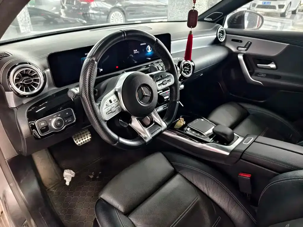 Mercedes-Benz A-Class AMG — фото 9