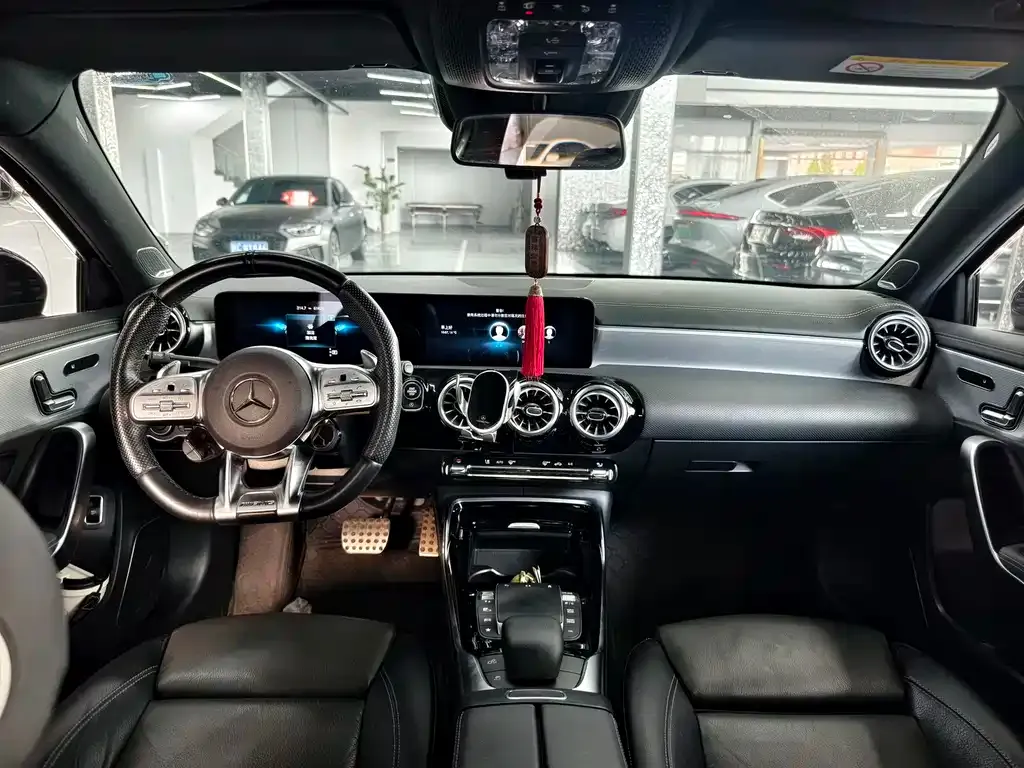 Mercedes-Benz A-Class AMG — фото 10