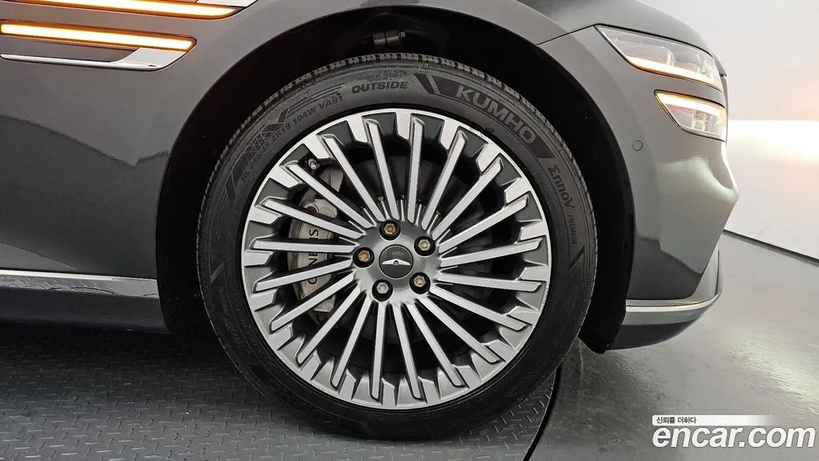 Genesis G80 — фото 10
