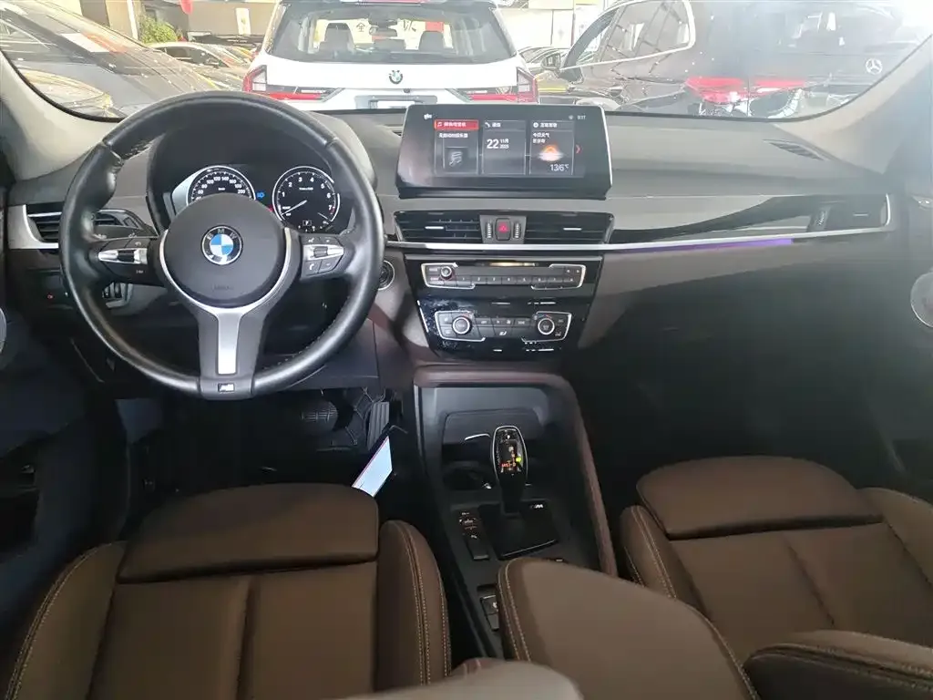 BMW X1 — фото 10