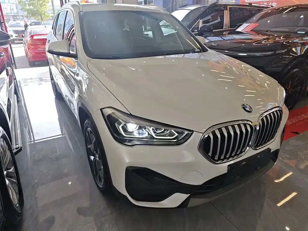 BMW X1 — фото 4