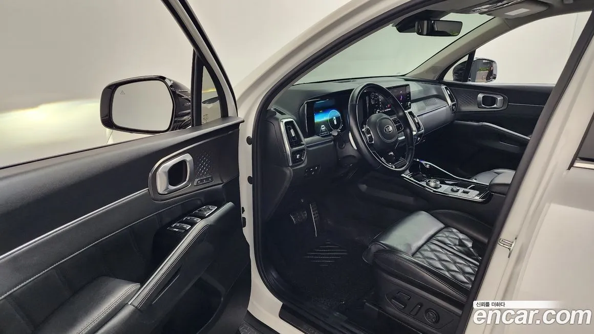 Kia Sorento — фото 7