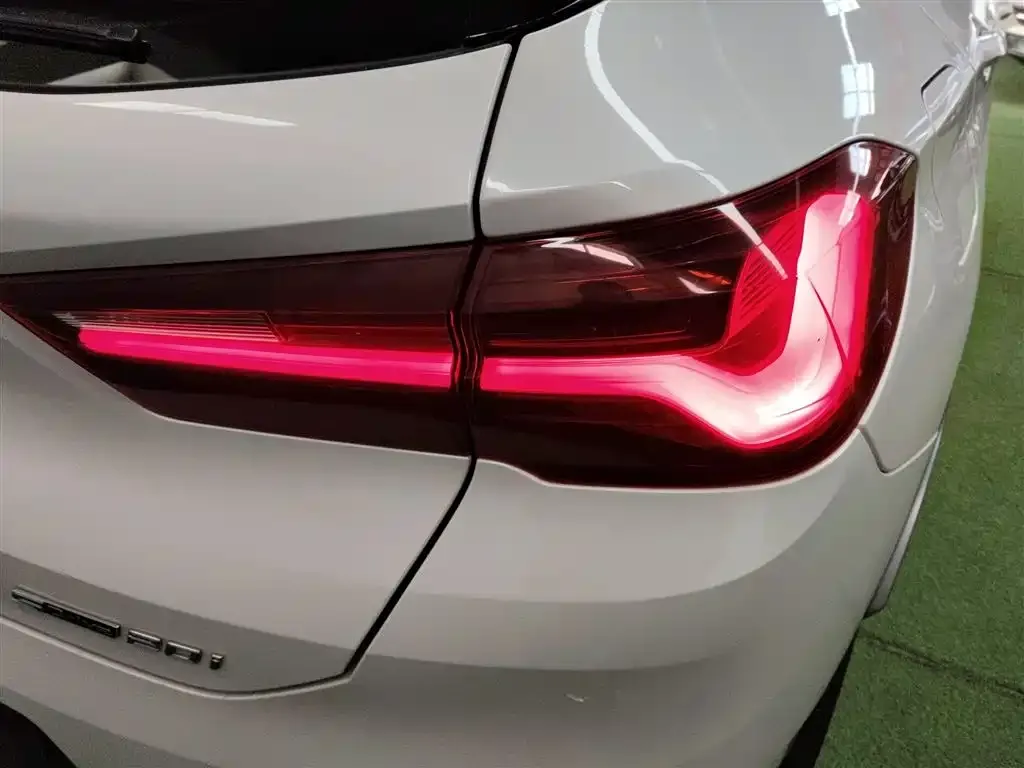 BMW X2 — фото 10