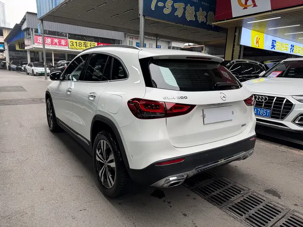 Mercedes-Benz GLA — фото 8