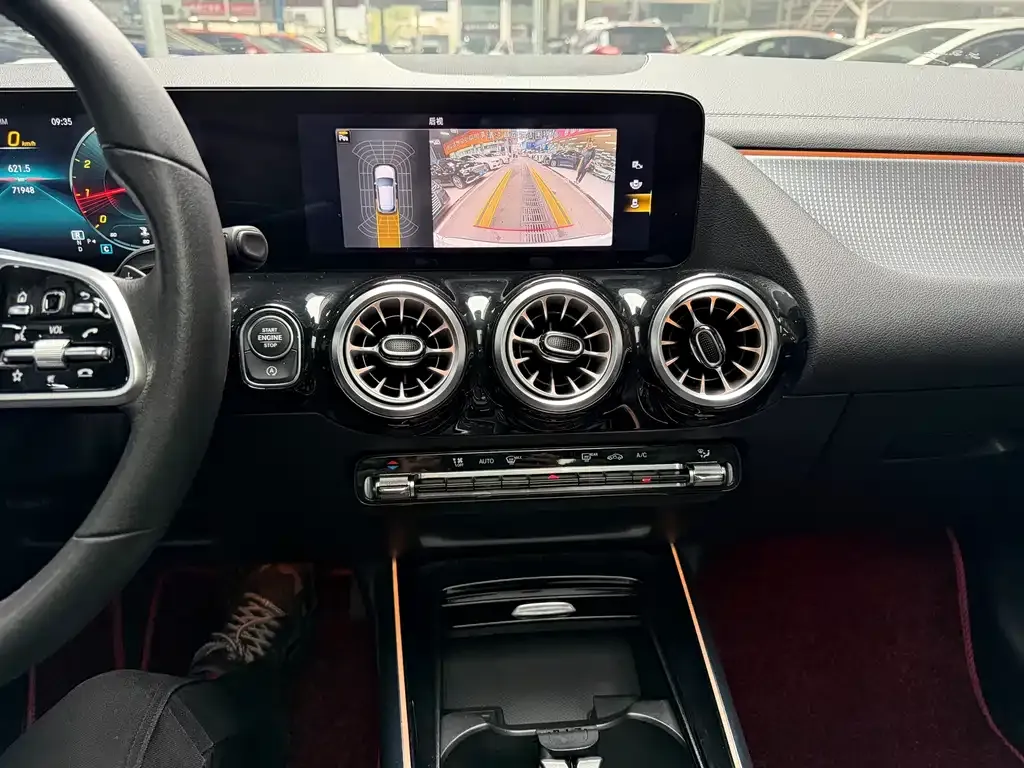 Mercedes-Benz GLA — фото 3